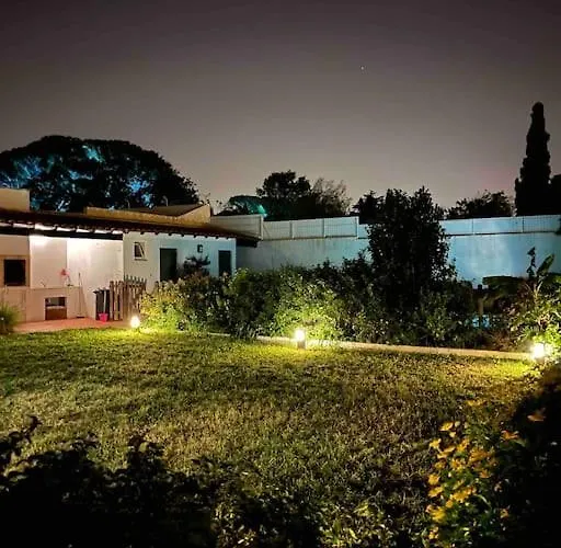 Oceans House - Pool, Sauna, 26 Sleeps, 7m To Carcavelos (Lisbon)
